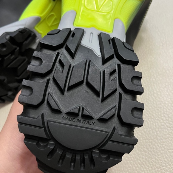 NWB - Valentino Garavani Climber Mesh Men’s Sneaker- Made in Italy - EU 42/US 9 - Picture 9 of 13